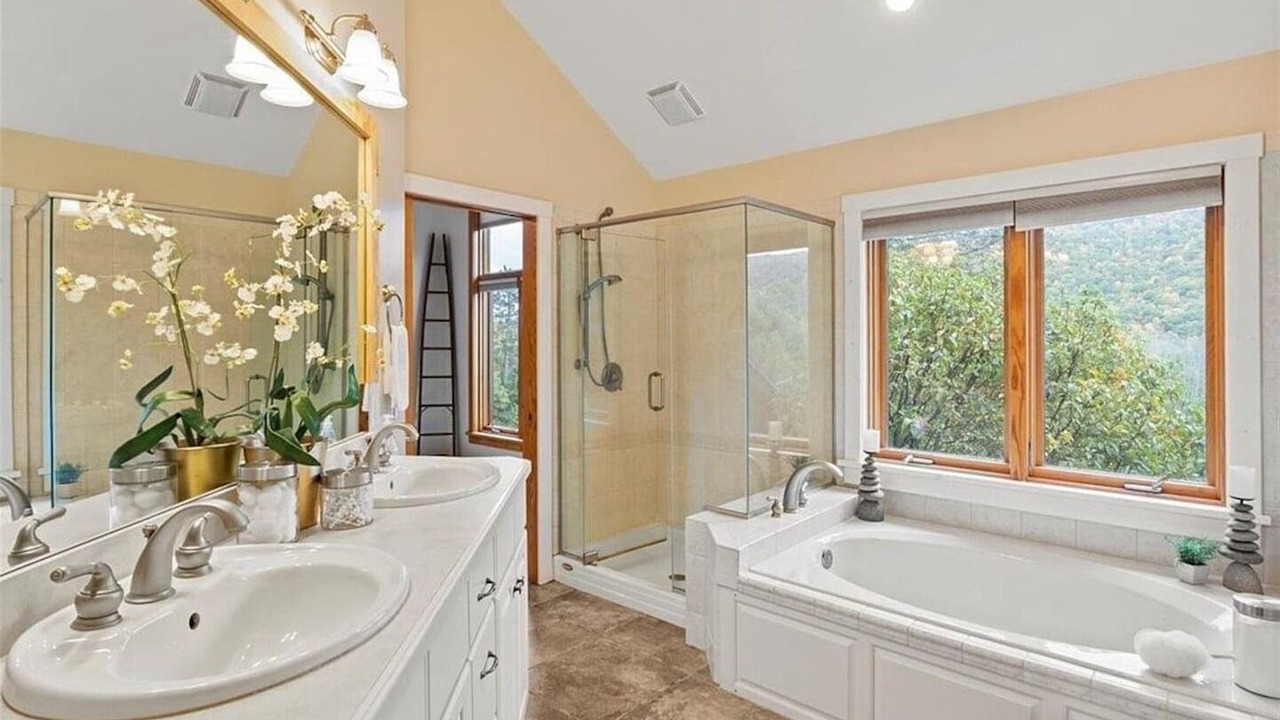 Photo of Bathroom in Springwater