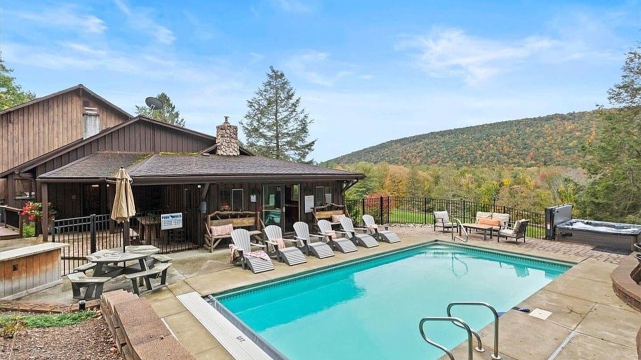 Photo of Outdoor in Springwater