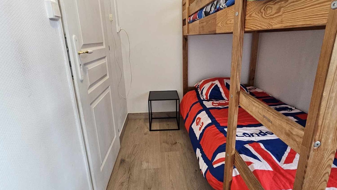 Photo of Bedroom in Le Creusot