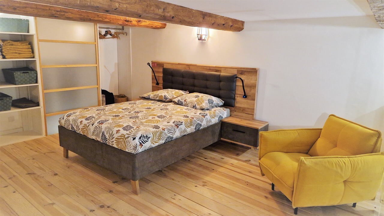 Photo of Bedroom in Le Camas