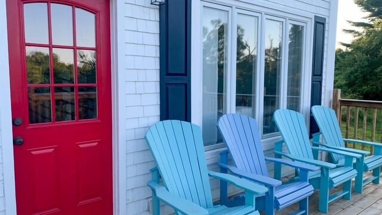 Photo of Others in Mahone Bay