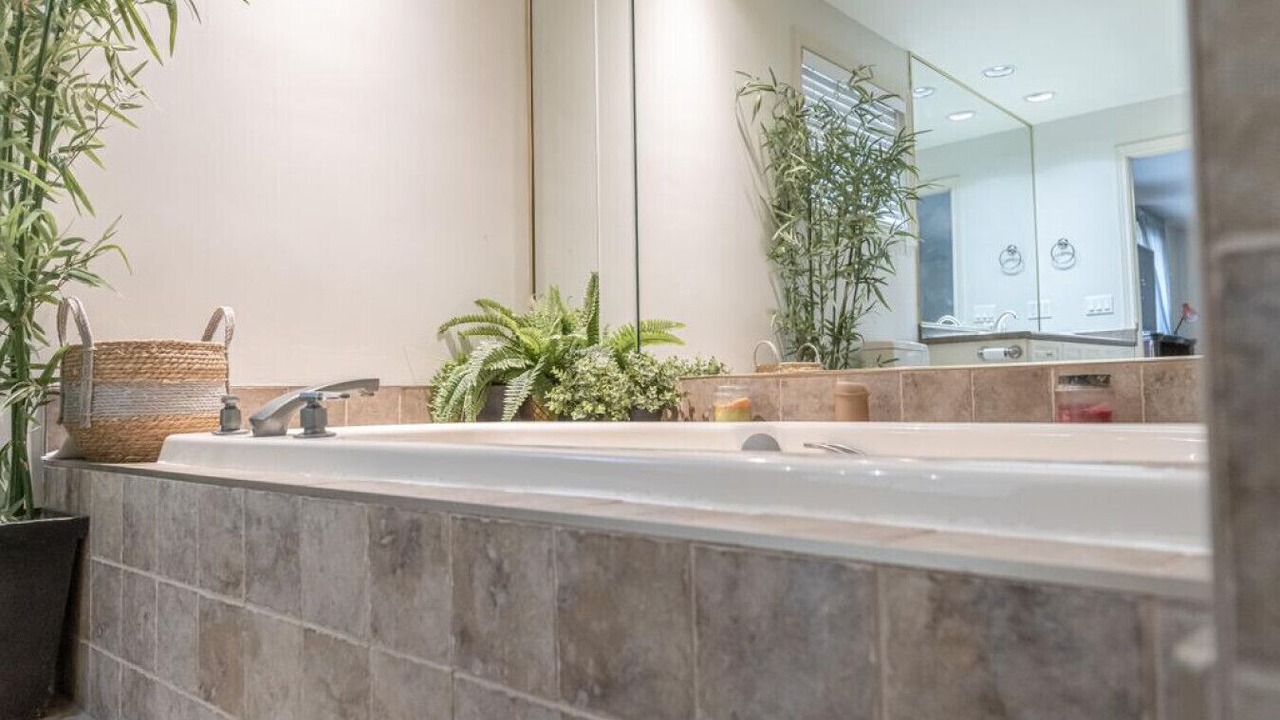 Photo of Bathroom in Louth