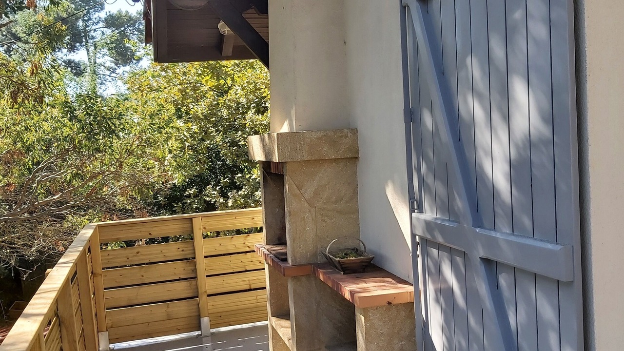 Photo of Patio Balcony in Piraillan