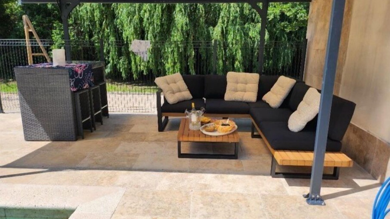 Photo of Patio Balcony in Noves