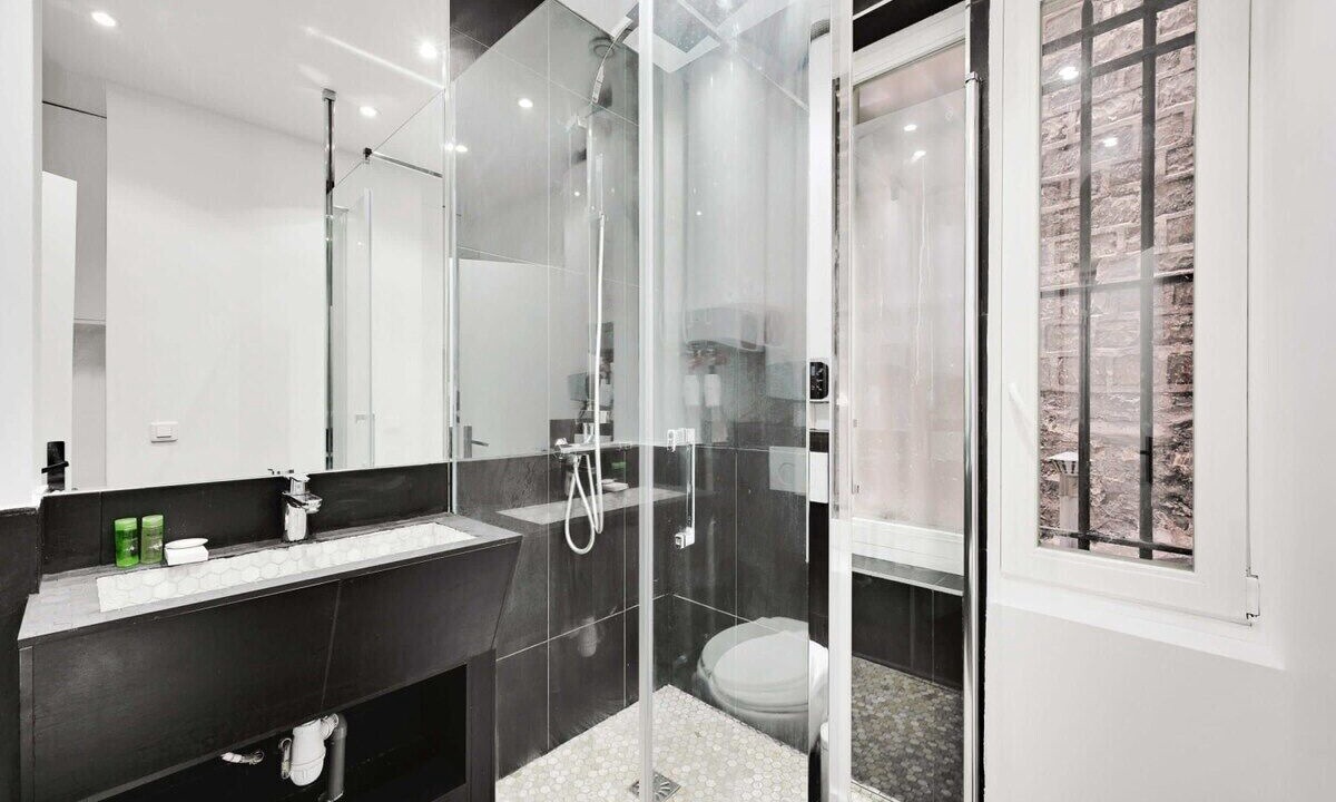 Photo of Bathroom in Quartier de Rochechouart