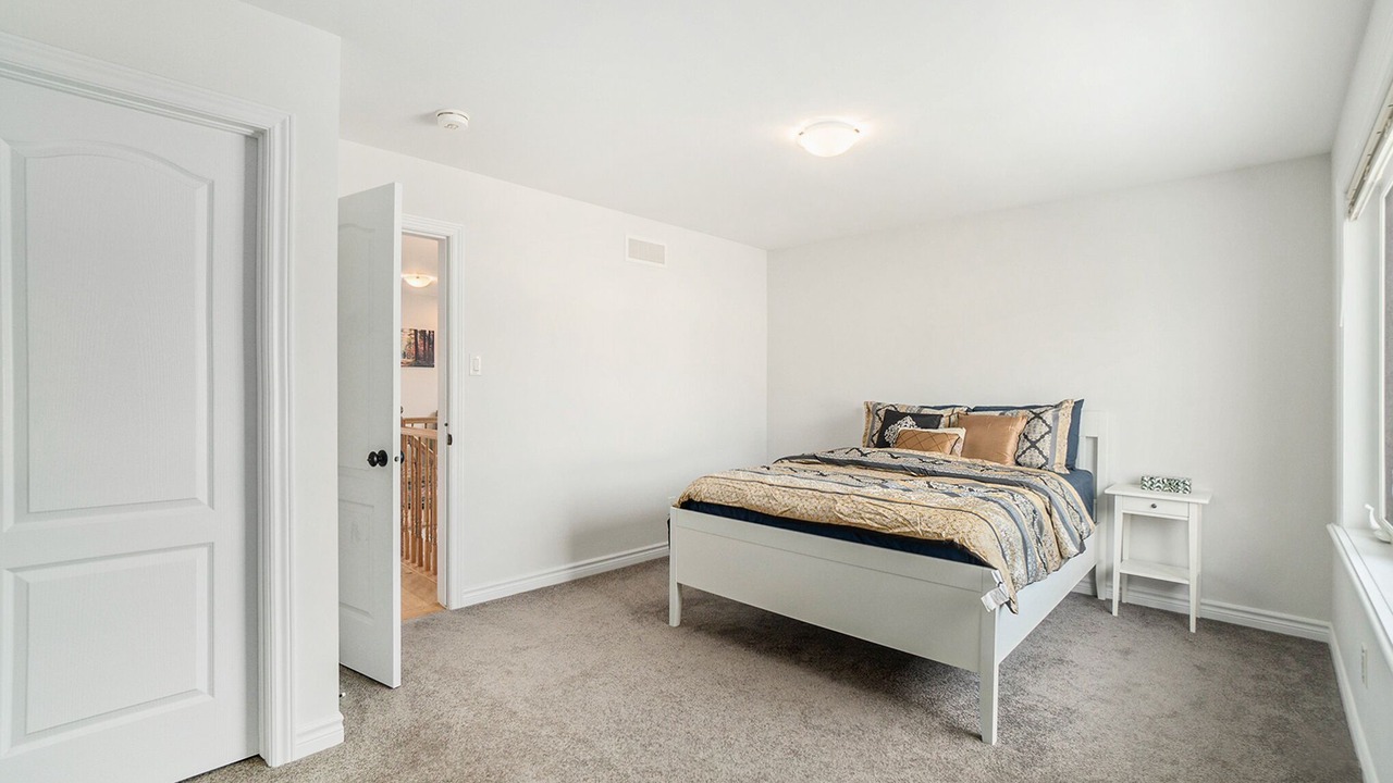 Photo of Bedroom in Ottawa Division
