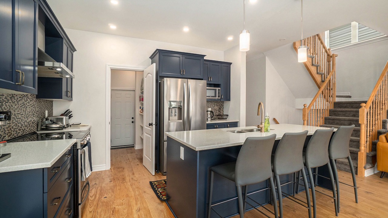 Photo of Kitchen in Ottawa Division