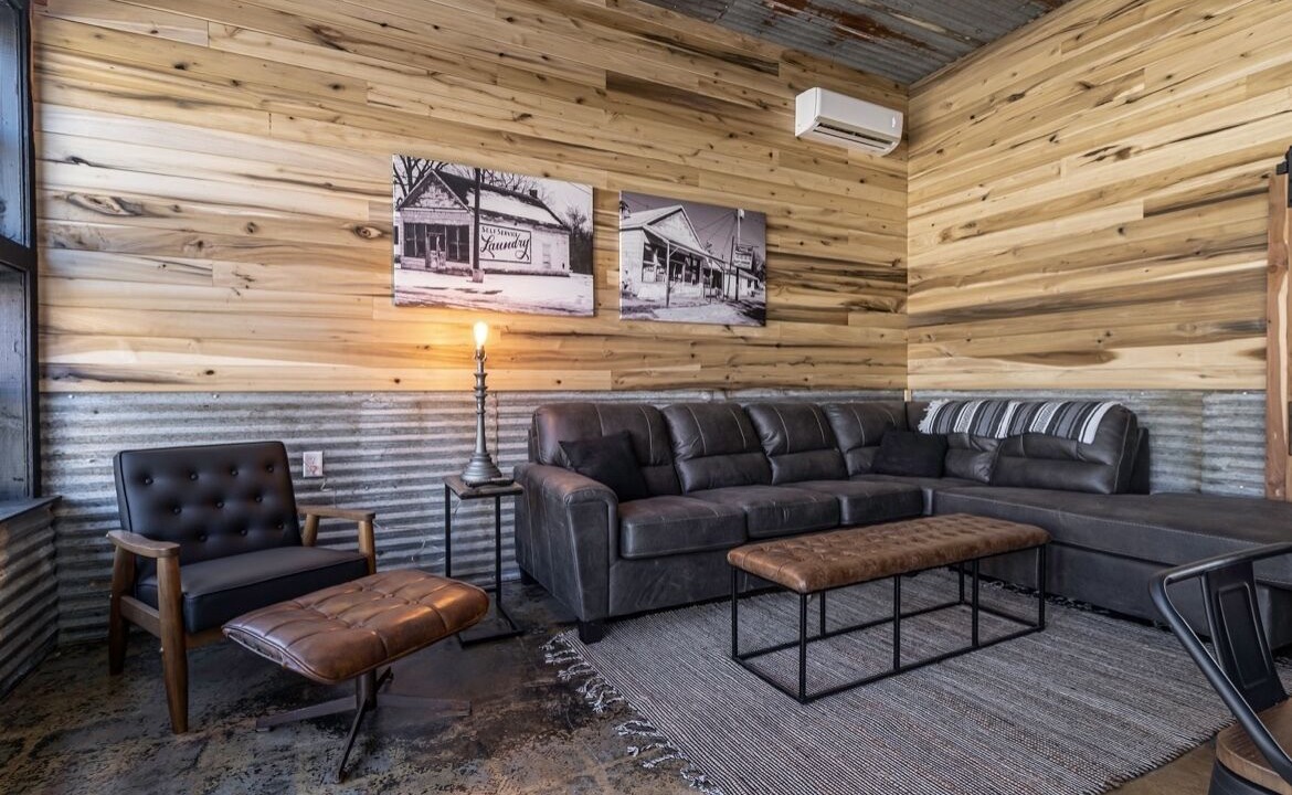 Photo of Livingroom in Elizabethtown