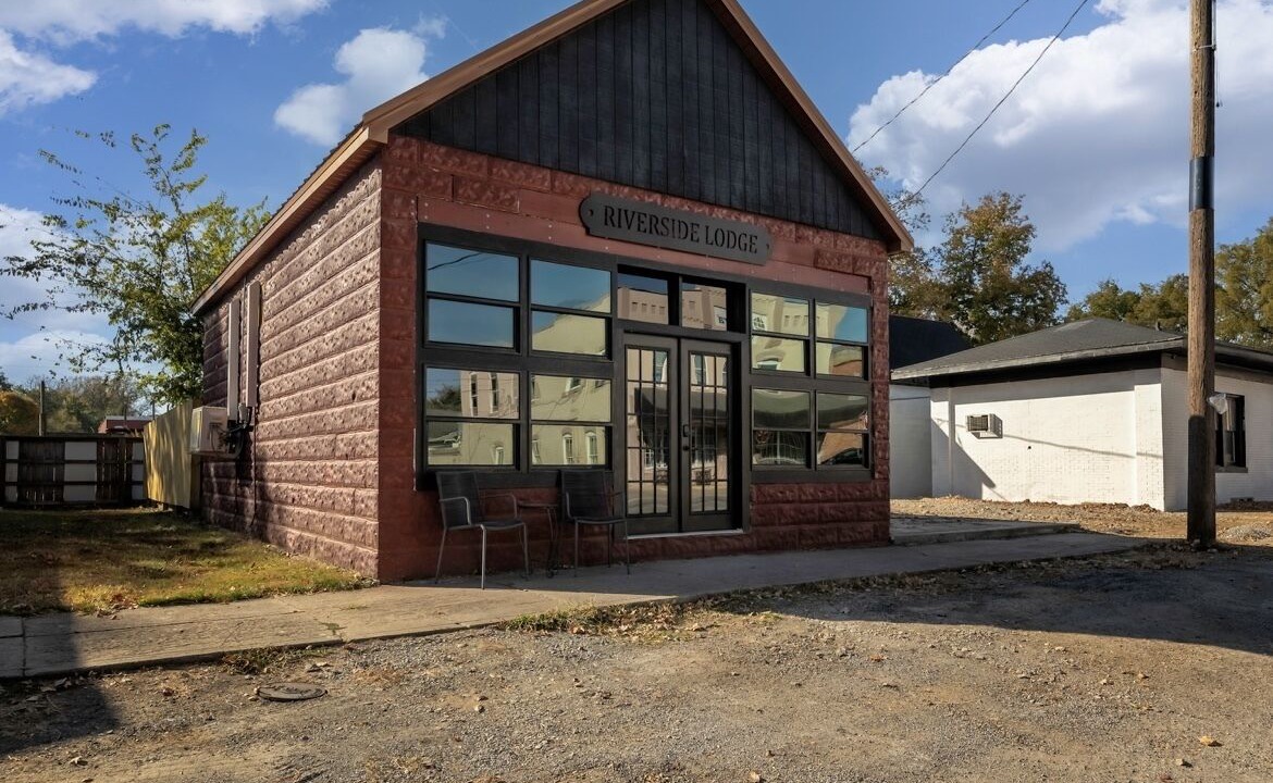 Photo of Outdoor in Elizabethtown