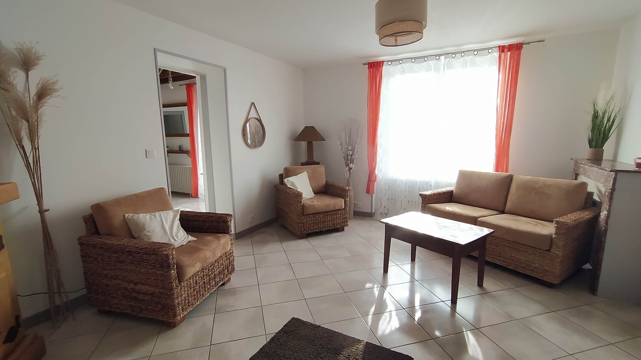 Photo of Livingroom in Ecueille
