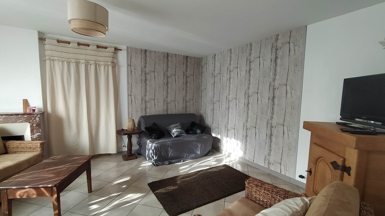Photo of Livingroom in Ecueille