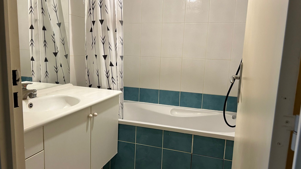 Photo of Bathroom in 6th Arrondissement