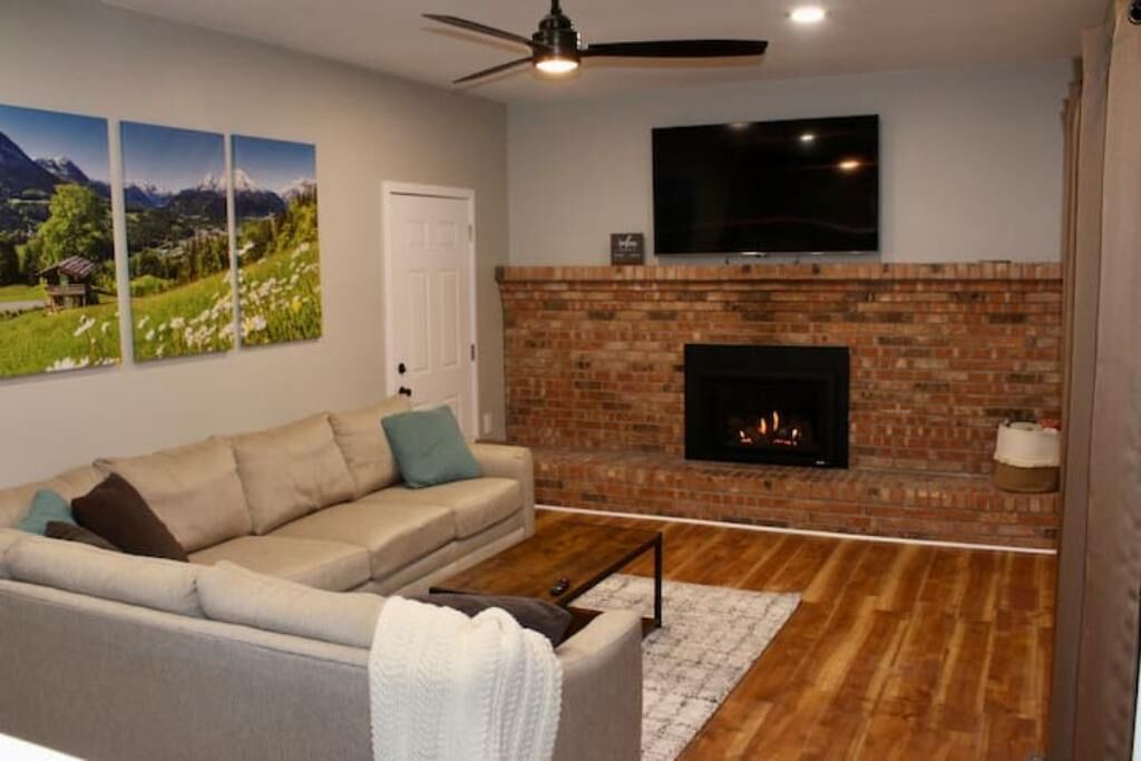 Photo of Livingroom in Birch Run Township