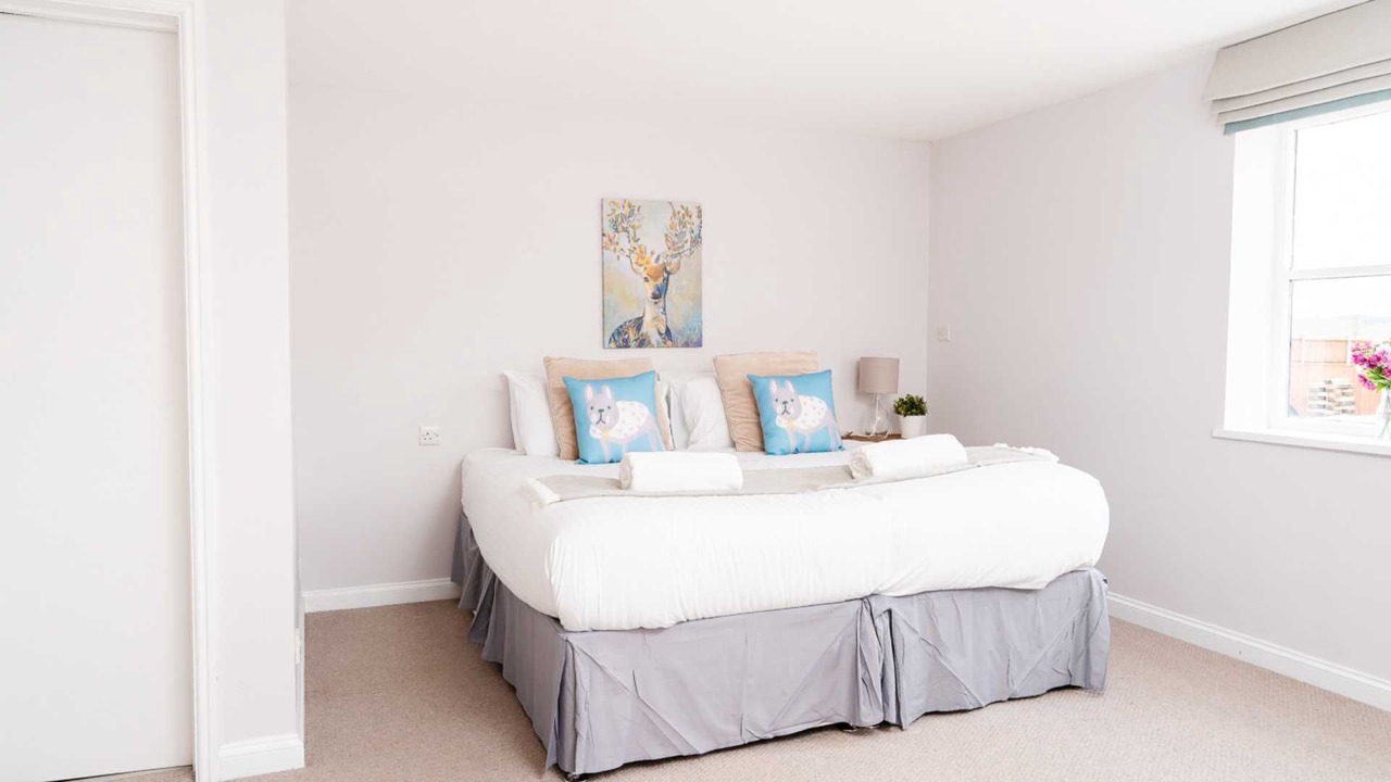 Photo of Bedroom in Cauldon Low