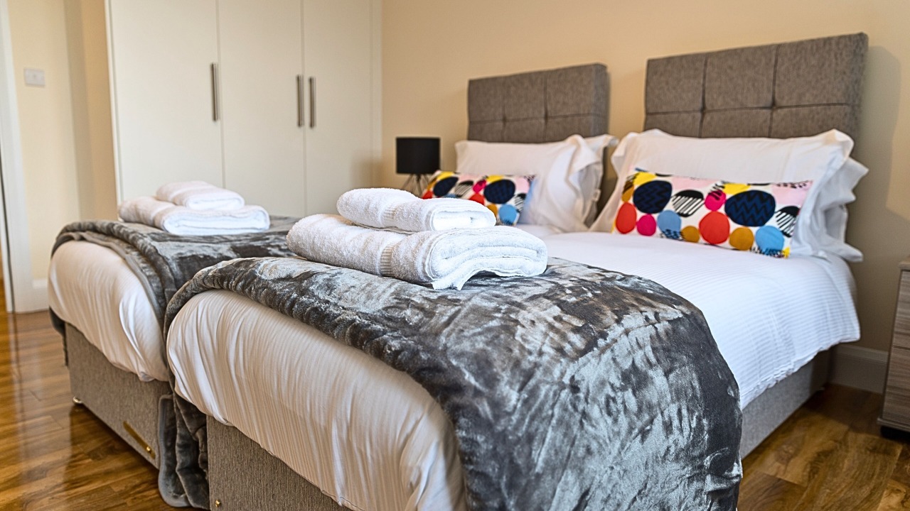 Photo of Bedroom in Heathrow Villages
