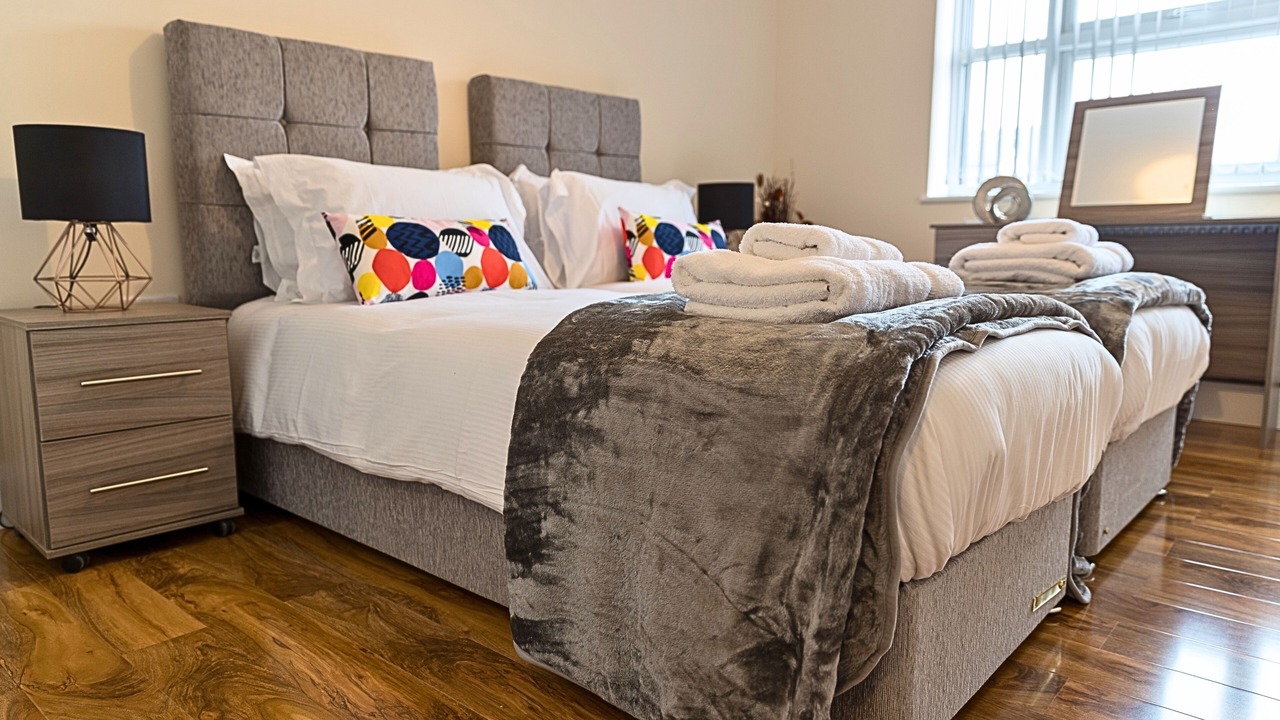 Photo of Bedroom in Heathrow Villages