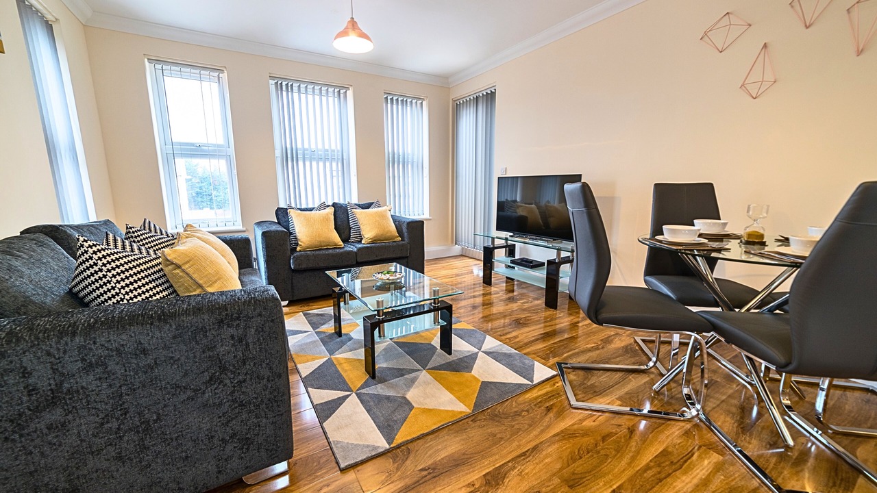 Photo of Livingroom in Heathrow Villages