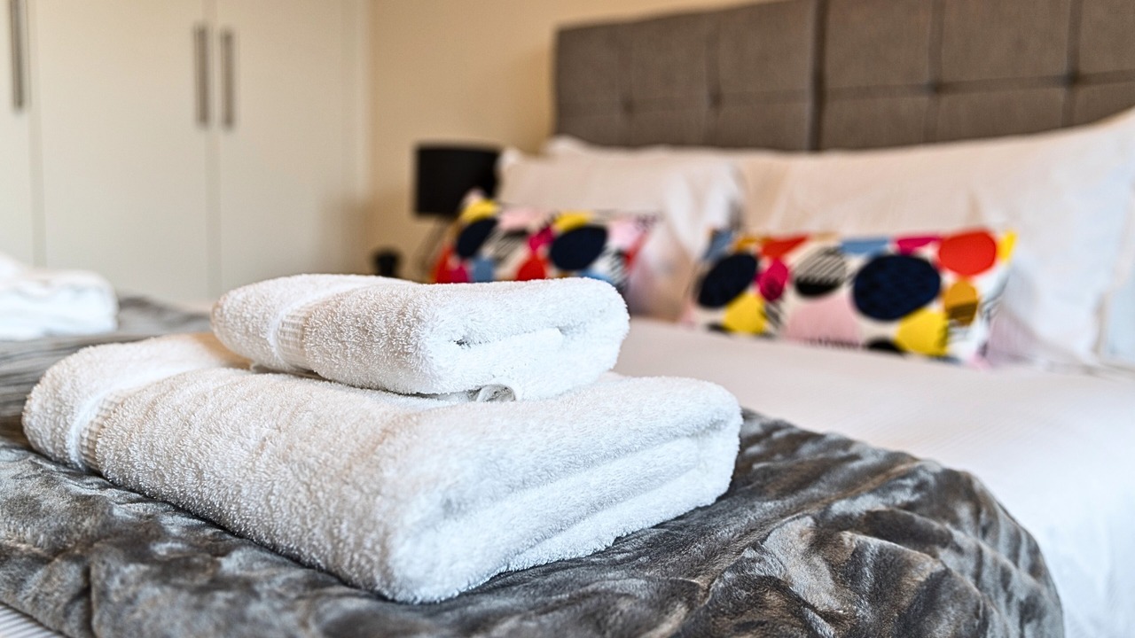 Photo of Bedroom in Heathrow Villages