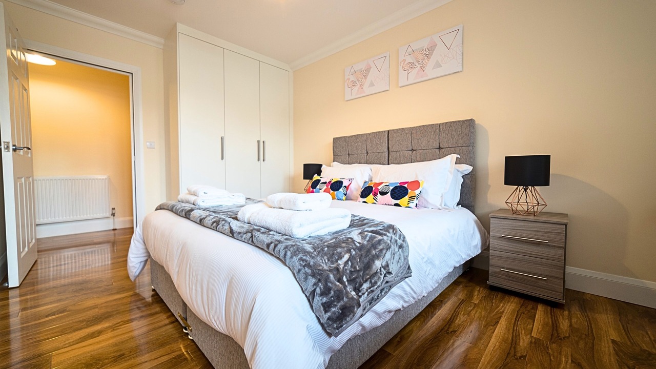 Photo of Bedroom in Heathrow Villages