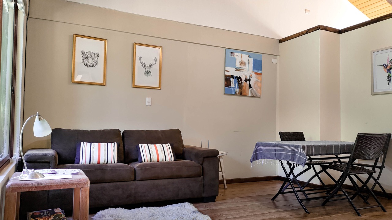 Photo of Livingroom in San Fernando