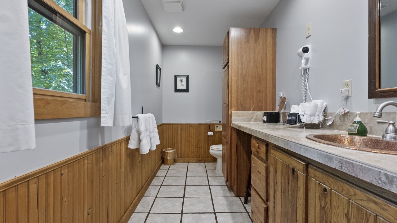 Photo of Bathroom in Logan