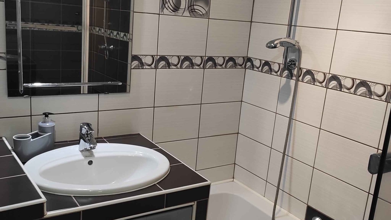 Photo of Bathroom in Kereki