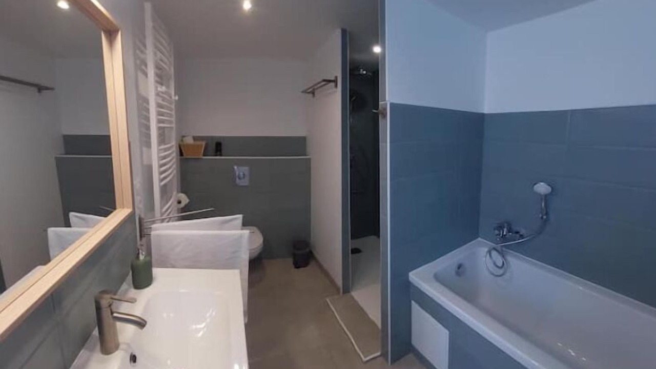 Photo of Bathroom in Thury-Harcourt