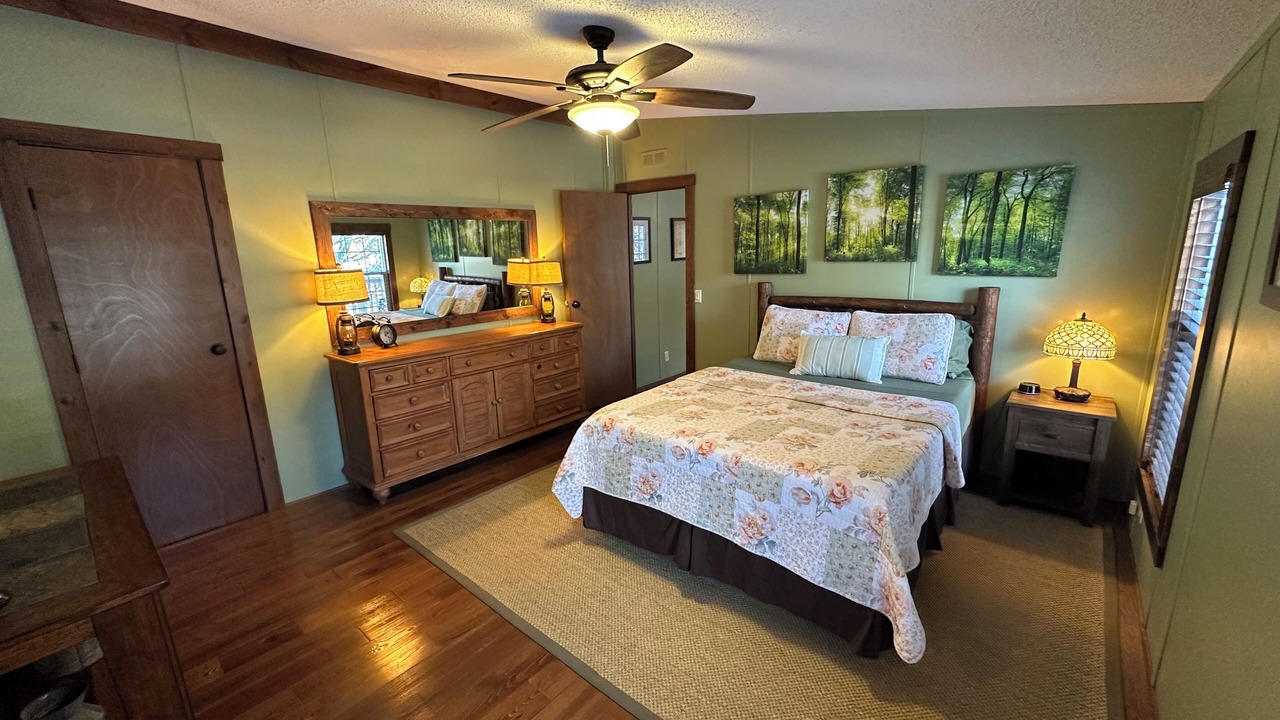 Photo of Bedroom in Rockbridge