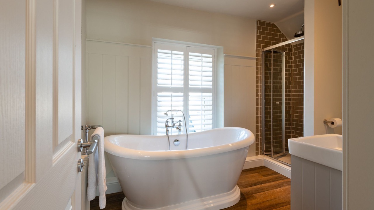 Photo of Bathroom in Rhoscolyn