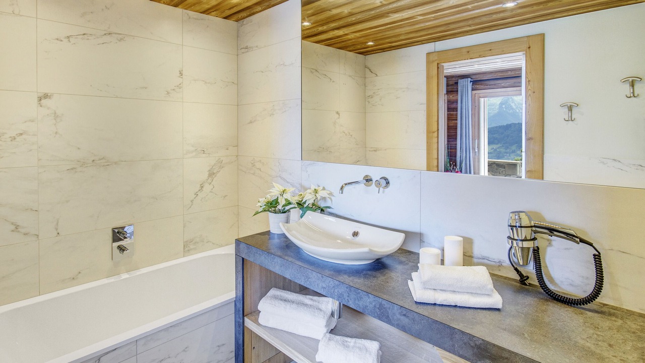 Photo of Bathroom in Manigod