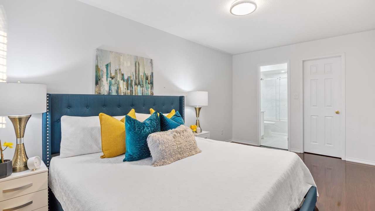 Photo of Bedroom in Ajax