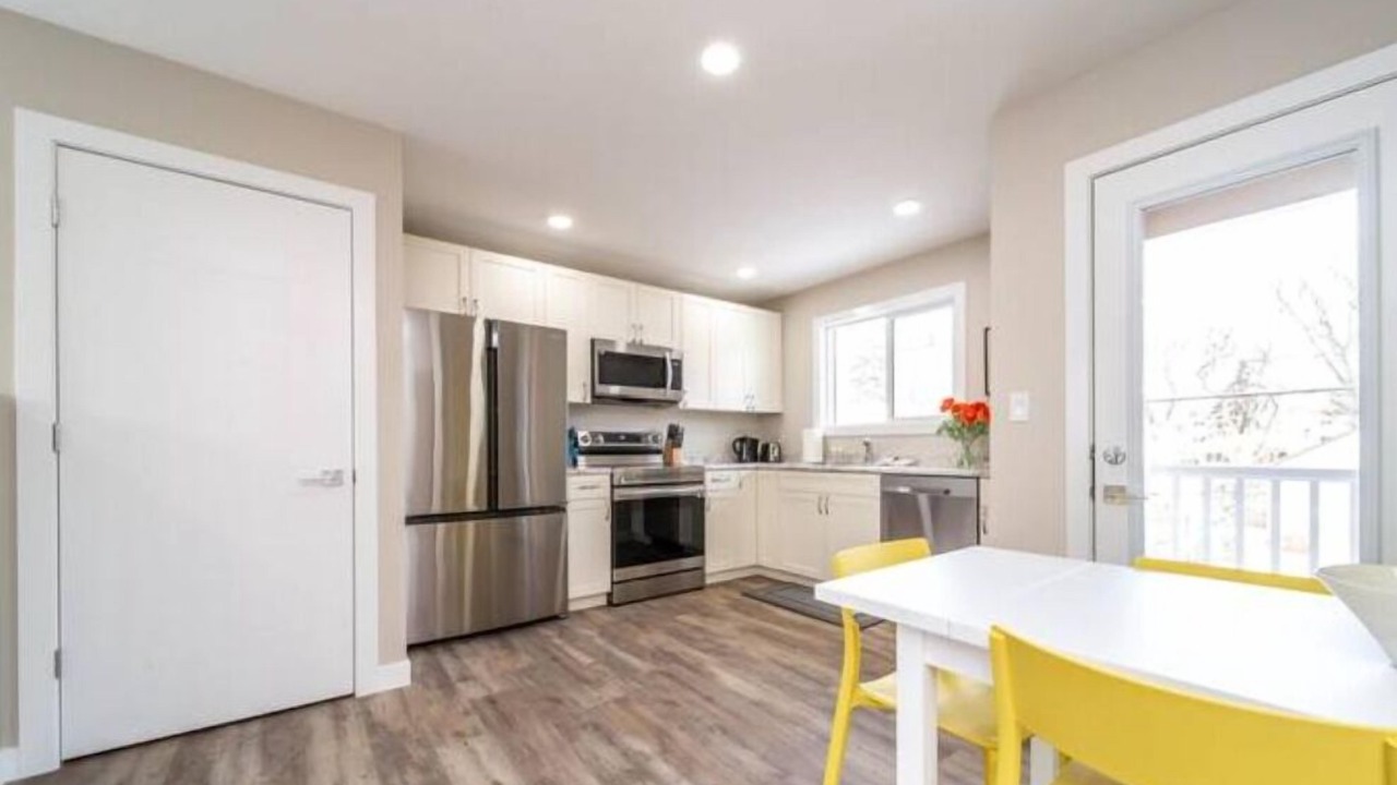 Photo of Kitchen in Southeast Edmonton