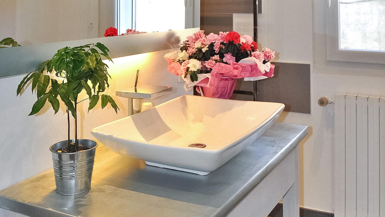 Photo of Bathroom in Graveson