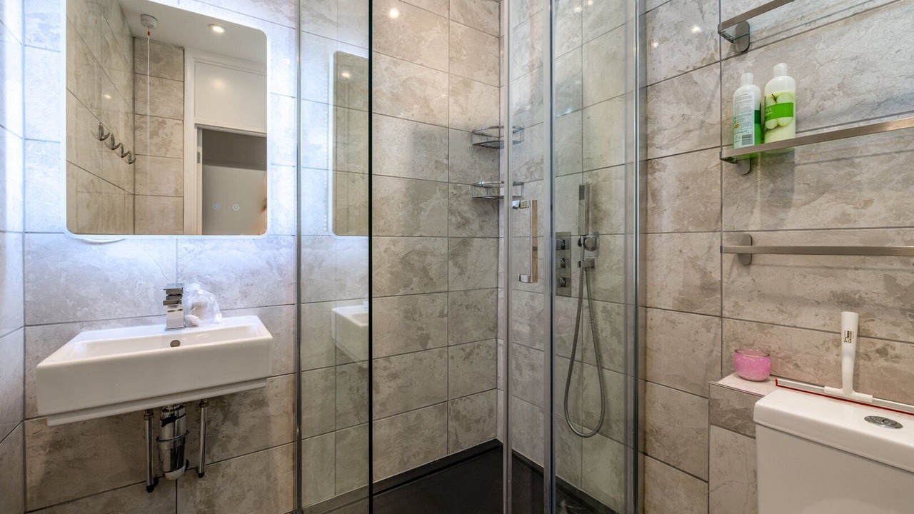 Photo of Bathroom in Thornton