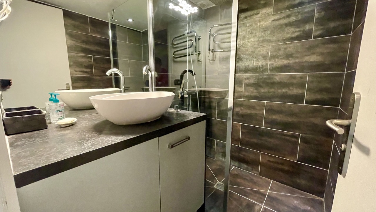 Photo of Bathroom in Bordeaux Golden Triangle