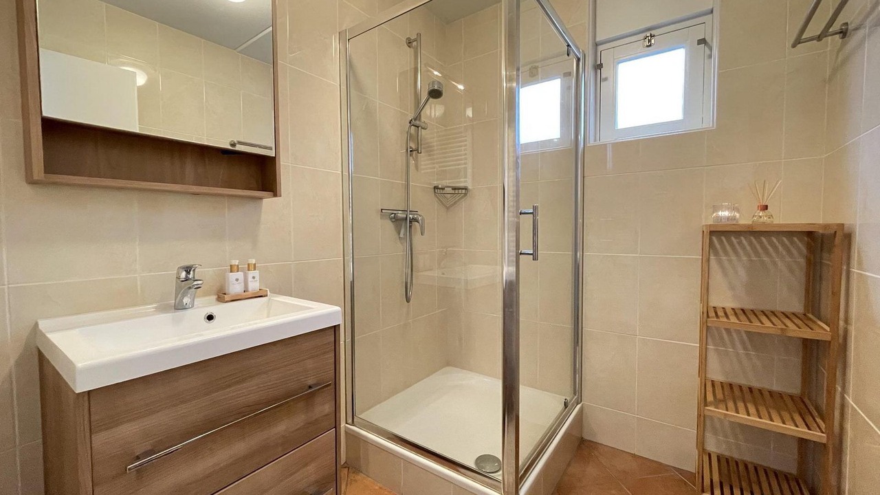 Photo of Bathroom in Langweer