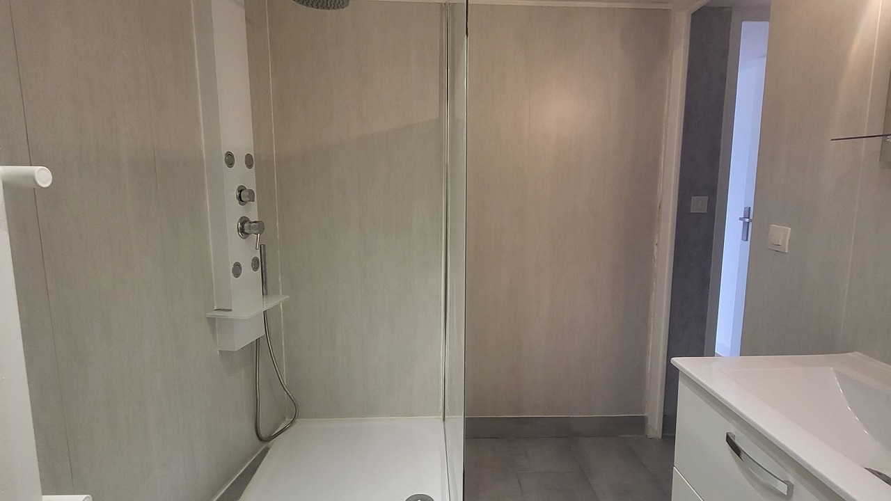 Photo of Bathroom in Matha
