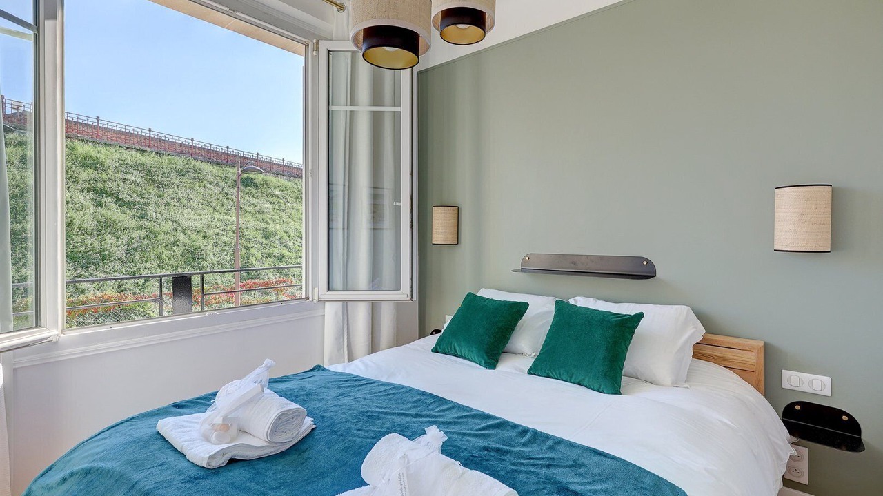 Photo of Bedroom in Parc-de-Montsouris