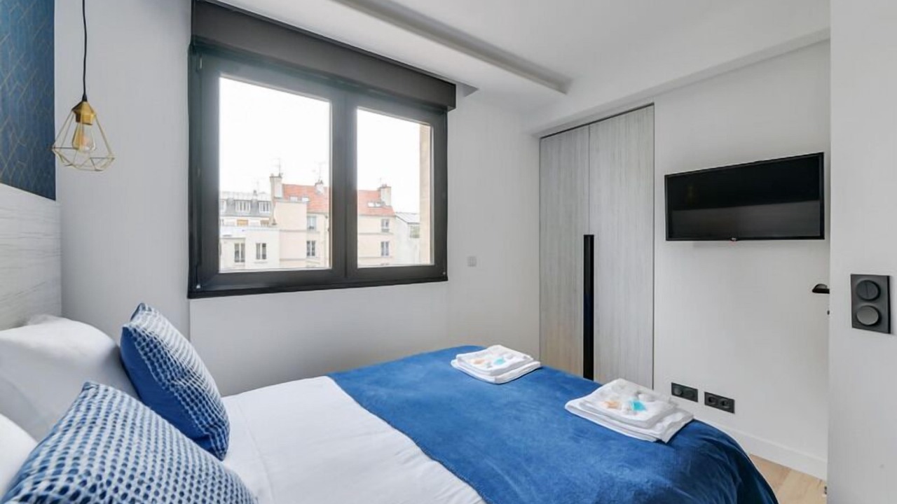 Photo of Bedroom in 15th Arrondissement