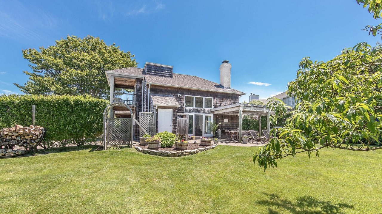 Photo of Outdoor in Culloden Shores