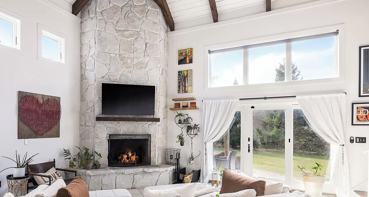 Photo of Livingroom in Culloden Shores