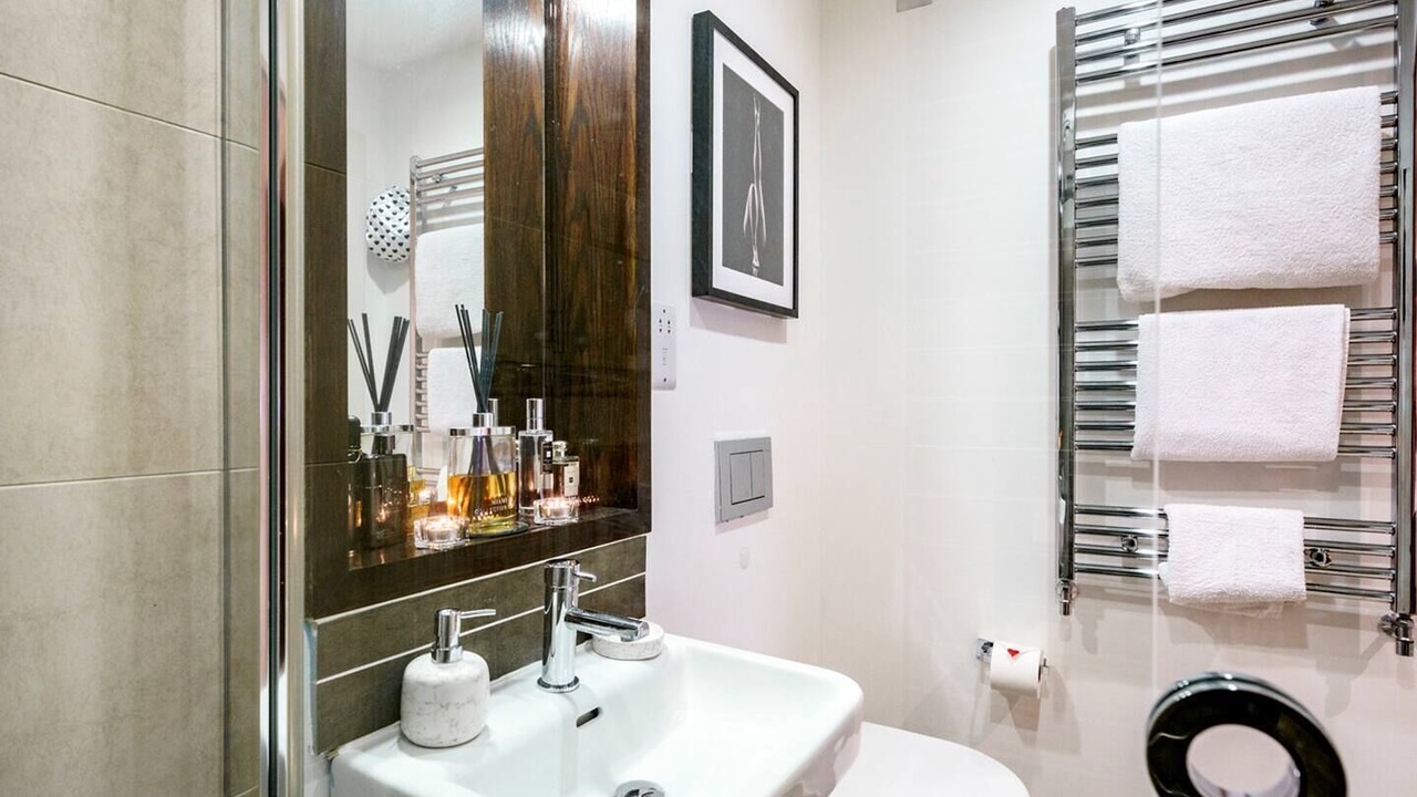 Photo of Bathroom in Cathedral Quarter