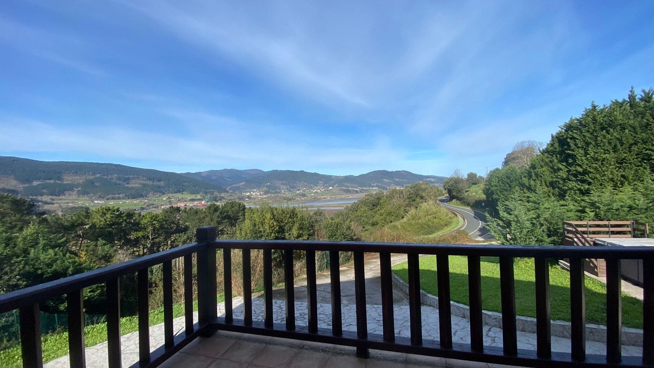 Photo of Outdoor in Gautegiz Arteaga