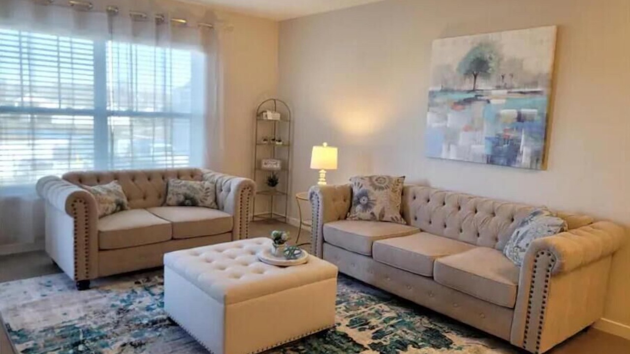 Photo of Livingroom in Fenton