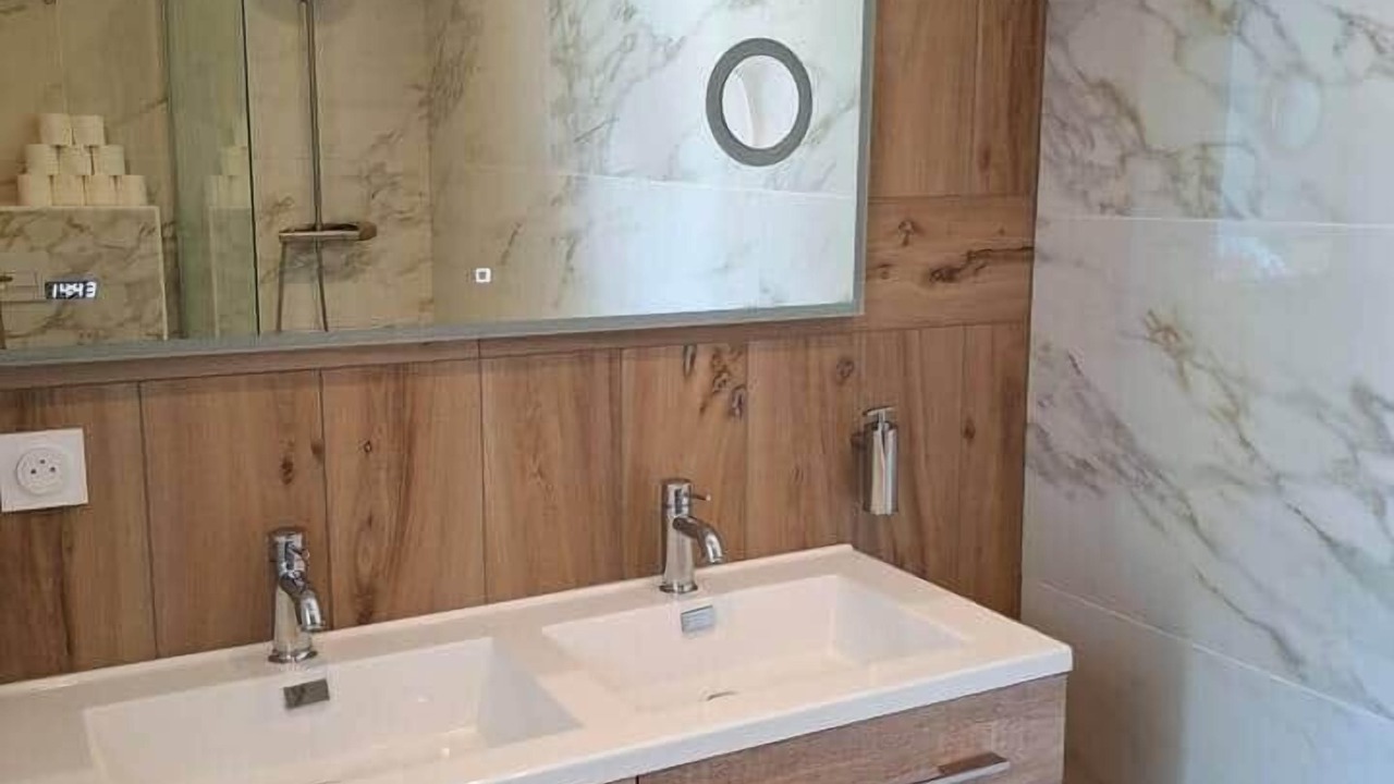 Photo of Bathroom in Arsac
