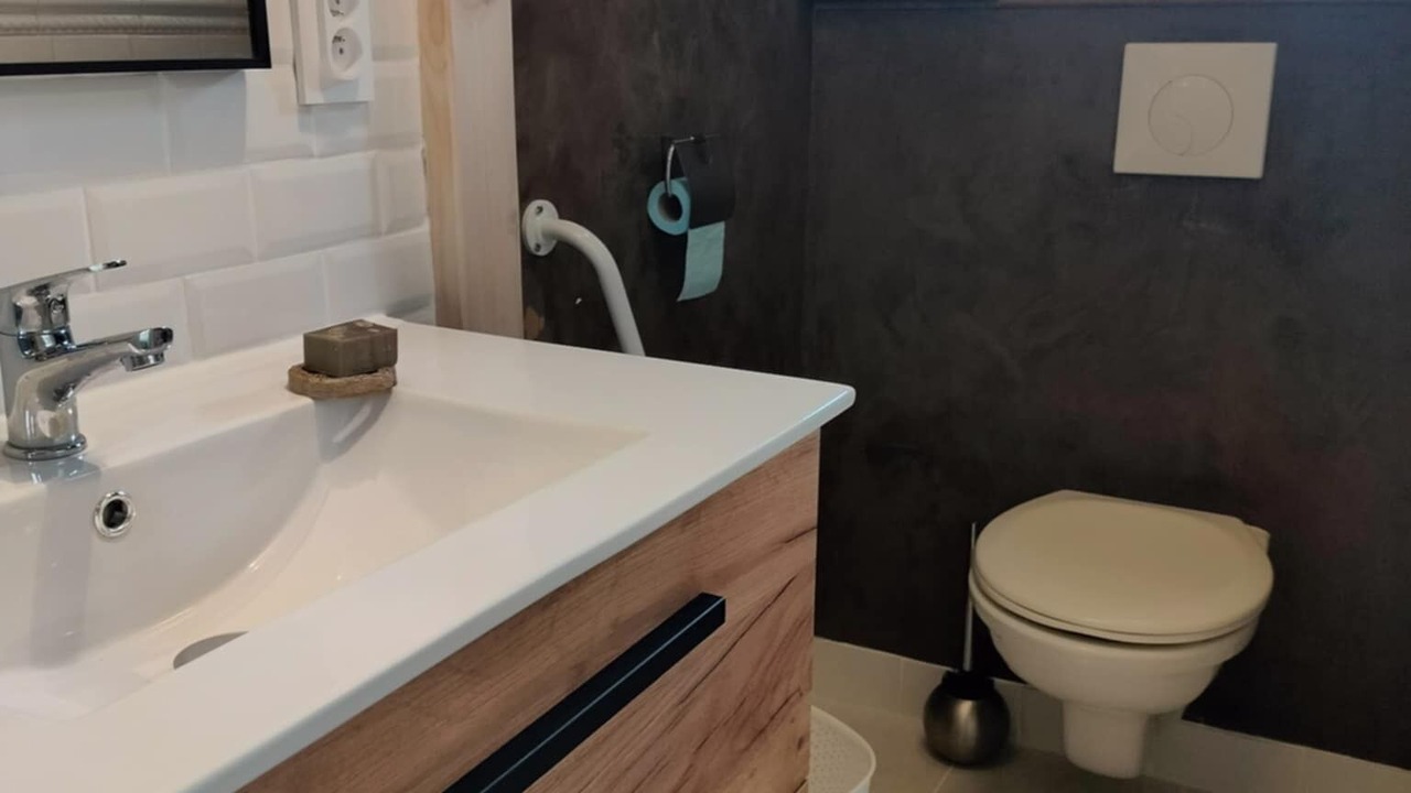 Photo of Bathroom in Lestiou