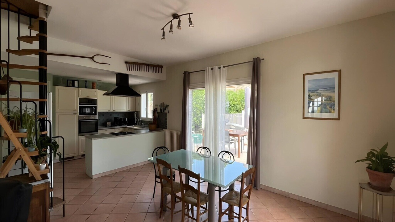 Photo of Livingroom in Saint-Denis