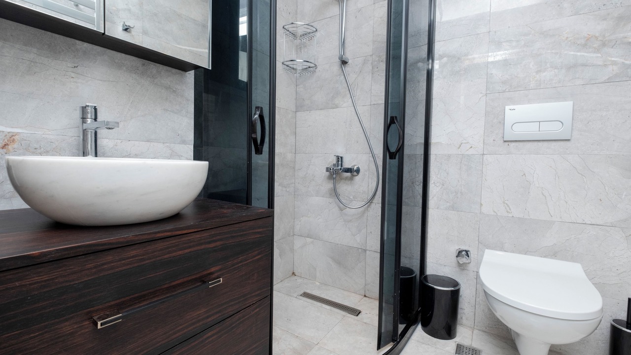 Photo of Bathroom in Cihangir