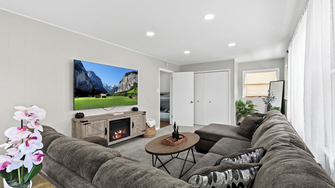 Photo of Livingroom in Royal Oak
