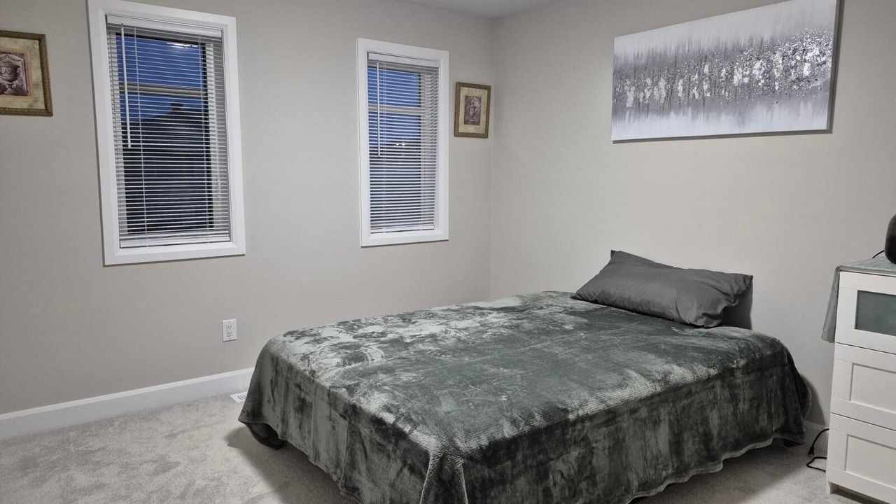 Photo of Bedroom in Russell